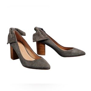 Anthropologie‎ Gray Bow Tied Heels Slip On Styling Pumps Stacked Heels Sz 8
